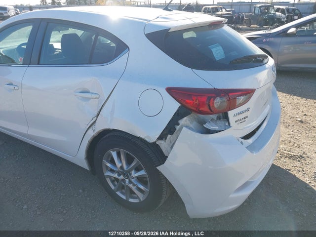 12710258 :رقم المزاد ، 3MZBN1L79JM234237 vin ، 2018 Mazda 3 Touring مزاد بيع