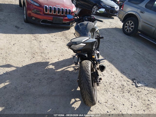 12710264 :رقم المزاد ، JKAEX8B1XDDA03358 vin ، 2013 Kawasaki Ex300 B مزاد بيع