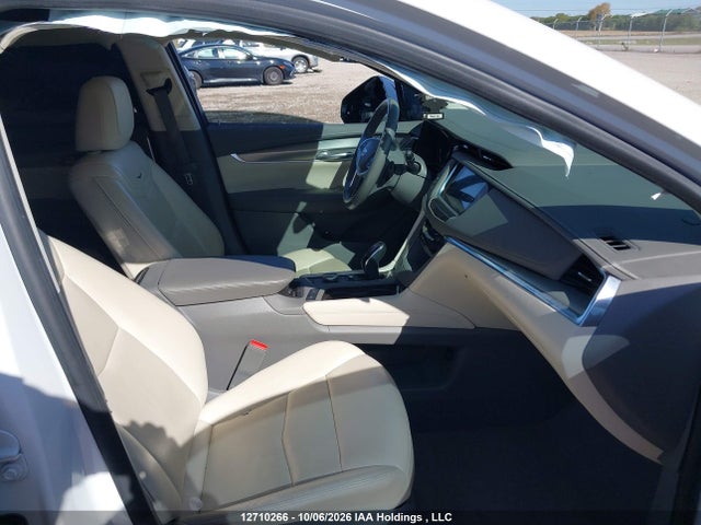 12710266 :رقم المزاد ، 1GYKNDR44PZ188688 vin ، 2023 Cadillac Xt5 Premium Luxury مزاد بيع
