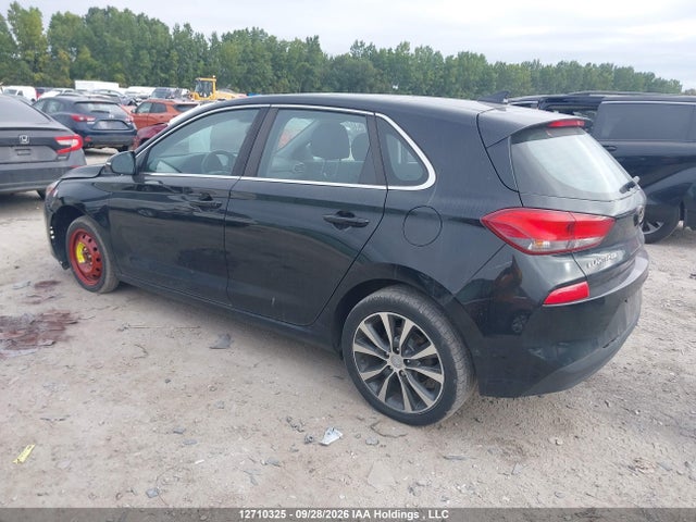 Hyundai ELANTRA GT 2018 KMHH35LE7JU007550 Image 3