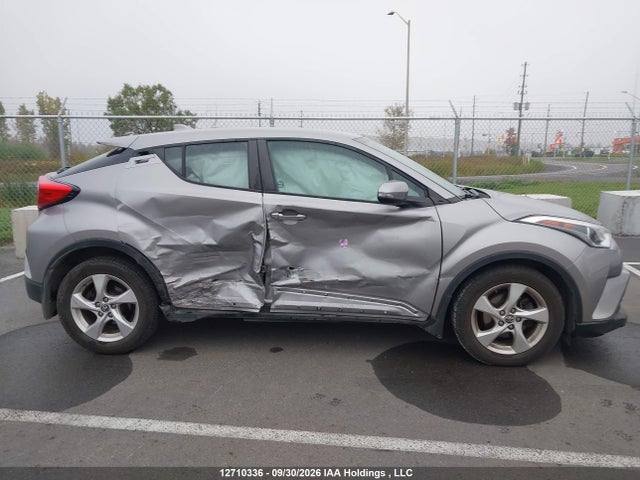 Toyota C-HR XLE 2018 NMTKHMBX9JR014205 Image 6