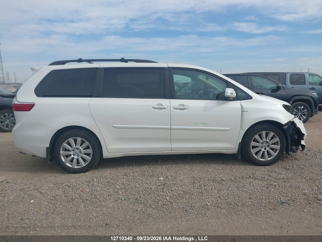 Продаж на аукціоні авто 2017 Toyota Sienna Xle 7 Passenger, vin: 5TDDZ3DC9HS150517, номер лоту: 12710340