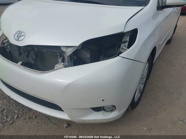 Продаж на аукціоні авто 2017 Toyota Sienna Xle 7 Passenger, vin: 5TDDZ3DC9HS150517, номер лоту: 12710340
