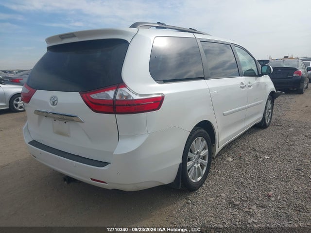 Продаж на аукціоні авто 2017 Toyota Sienna Xle 7 Passenger, vin: 5TDDZ3DC9HS150517, номер лоту: 12710340