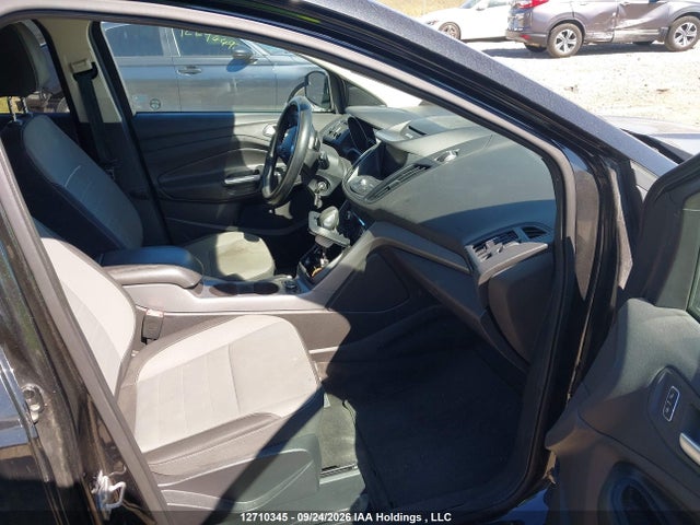 2014 Ford Escape Se მანქანა იყიდება აუქციონზე, vin: 1FMCU0GX0EUD28261, აუქციონის ნომერი: 12710345