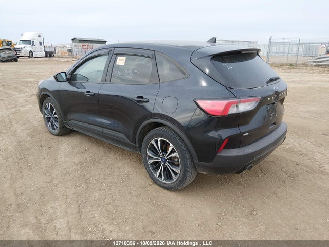 Продажа на аукционе авто 2021 Ford Escape Se, vin: 1FMCU9G68MUA72610, номер лота: 12710356