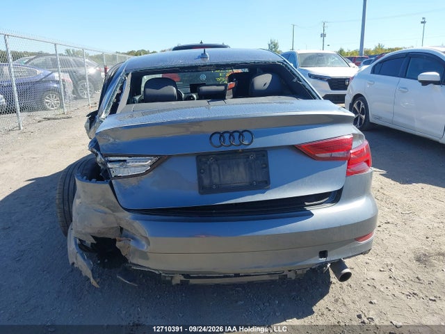 Audi A3 2.0t Progressiv 2018 WAUJ8GFF5J1000361 Image 17