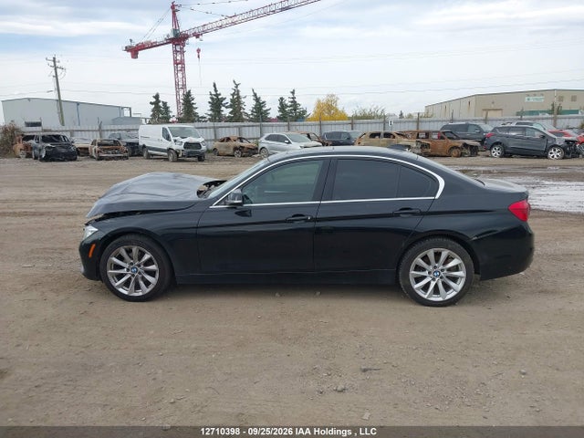 12710398 :رقم المزاد ، WBA8E5G37HNU43985 vin ، 2017 Bmw 320i Xdrive مزاد بيع