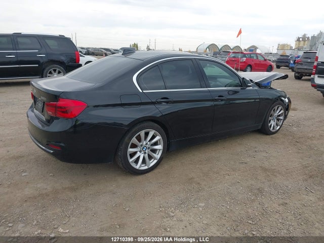 12710398 :رقم المزاد ، WBA8E5G37HNU43985 vin ، 2017 Bmw 320i Xdrive مزاد بيع