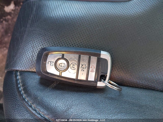 Ford Fusion Titanium 2019 3FA6P0RUXKR155885 Image 10