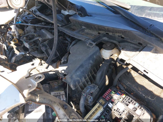Продажа на аукционе авто 2010 Toyota Corolla Le, vin: 2T1BU4EE7AC198267, номер лота: 12382296