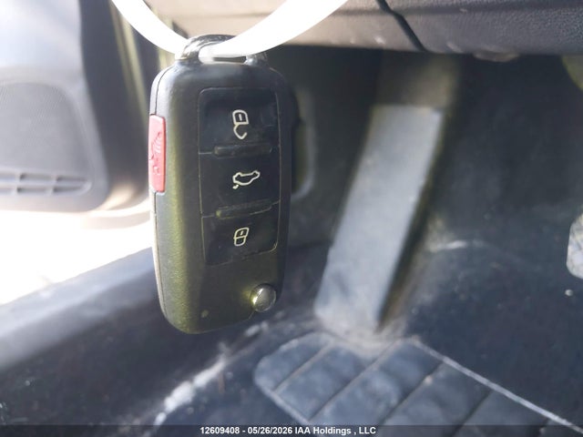 2010 Volkswagen Golf 2.5l Comfortline/2.5l Highline/2.5l Trendline მანქანა იყიდება აუქციონზე, vin: WVWDA9AJ4AW236028, აუქციონის ნომერი: 12609408