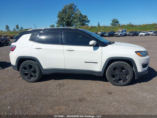 2020 Jeep Compass Altitude მანქანა იყიდება აუქციონზე, vin: 3C4NJCBB9LT135813, აუქციონის ნომერი: 12710451