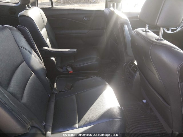 Продажа на аукционе авто 2017 Honda Pilot Touring, vin: 5FNYF6H92HB505784, номер лота: 12710466