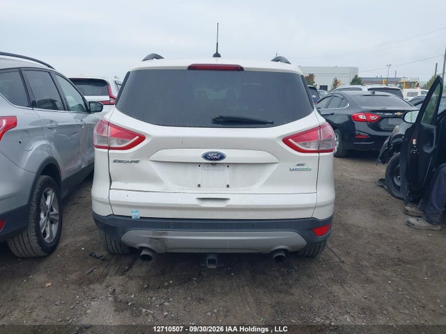 2014 Ford Escape Se მანქანა იყიდება აუქციონზე, vin: 1FMCU0GX4EUE44076, აუქციონის ნომერი: 12710507