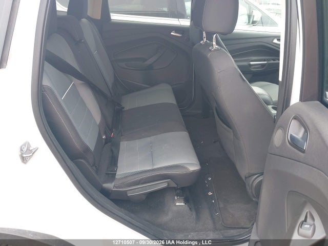 2014 Ford Escape Se მანქანა იყიდება აუქციონზე, vin: 1FMCU0GX4EUE44076, აუქციონის ნომერი: 12710507