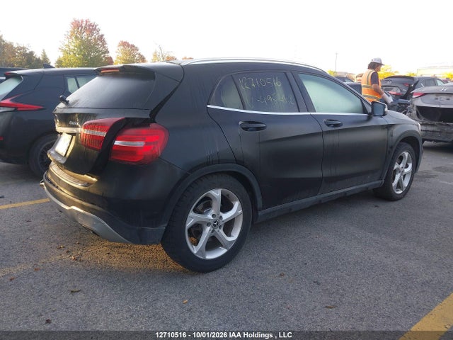 WDCTG4GBXJJ495482 Mercedes-Benz Gla Gla 250