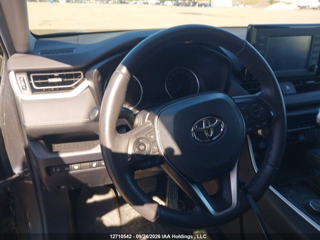 12710542 :رقم المزاد ، 2T3RWRFV3LW077894 vin ، 2020 Toyota Rav4 Hybrid Xle مزاد بيع