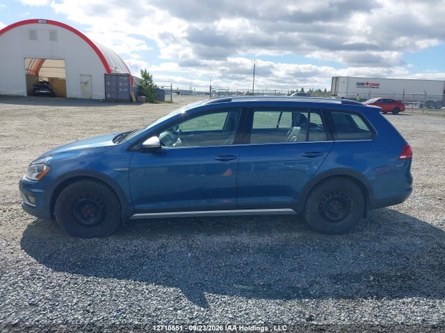 Aukcja sprzedaży 2017 Volkswagen Golf Alltrack 1.8 Tsi, vin: 3VWH17AU3HM534156, numer aukcji: 12710551