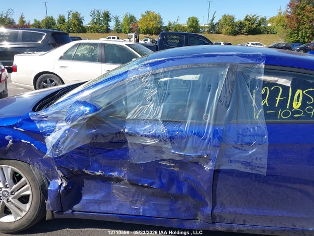 KMHD84LFXLU102951 Hyundai Elantra Preferred Auto Ivt