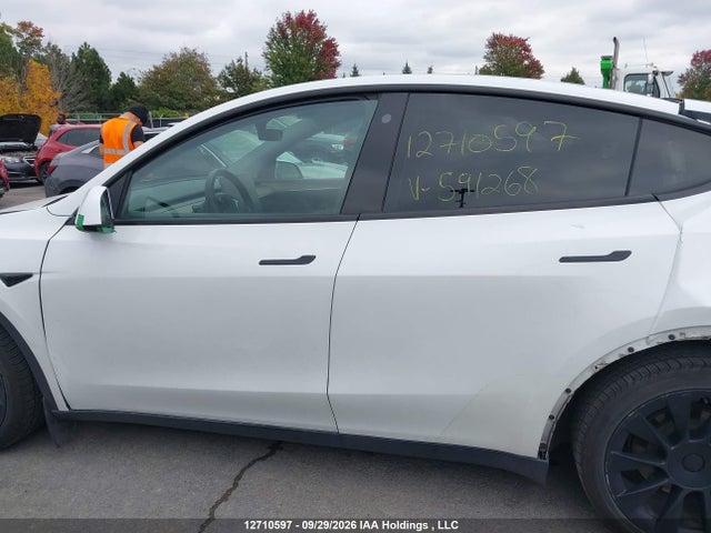 Tesla Model Y 2023 7SAYGDEE1PF591268 Image 15
