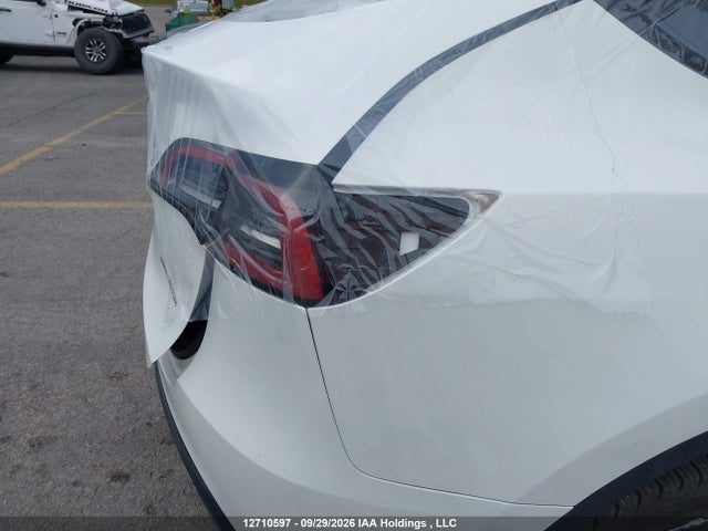 Tesla Model Y 2023 7SAYGDEE1PF591268 Image 22