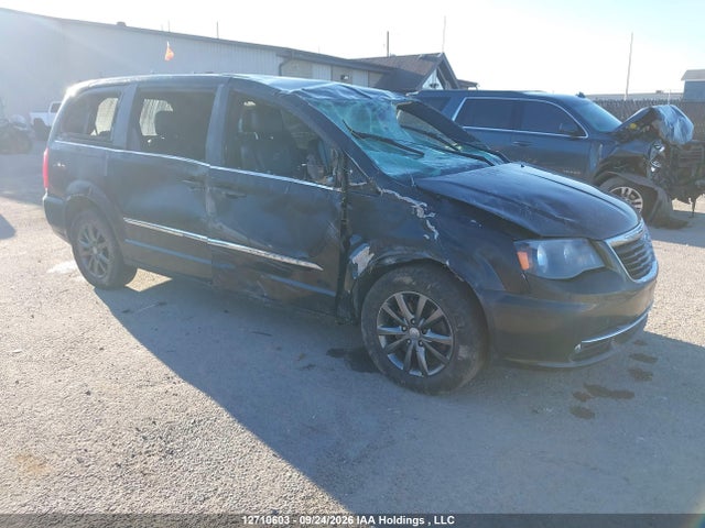 Продажа на аукционе авто 2015 Chrysler Town & Country, vin: 2C4RC1HG4FR738856, номер лота: 12710603