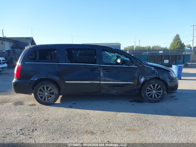 Продажа на аукционе авто 2015 Chrysler Town & Country, vin: 2C4RC1HG4FR738856, номер лота: 12710603