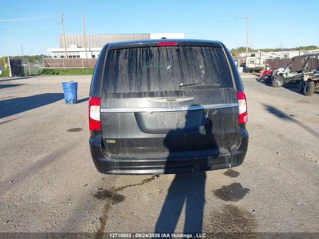 Продажа на аукционе авто 2015 Chrysler Town & Country, vin: 2C4RC1HG4FR738856, номер лота: 12710603