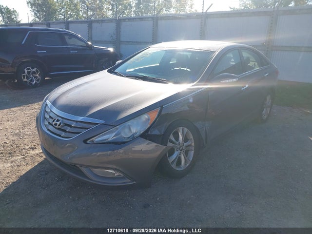 Auction sale of the 2011 Hyundai Sonata Se/limited, vin: 5NPEC4AC3BH200793, lot number: 12710618