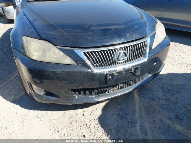 12710641 :رقم المزاد ، JTHCF5C22A5041240 vin ، 2010 Lexus Is 250 مزاد بيع