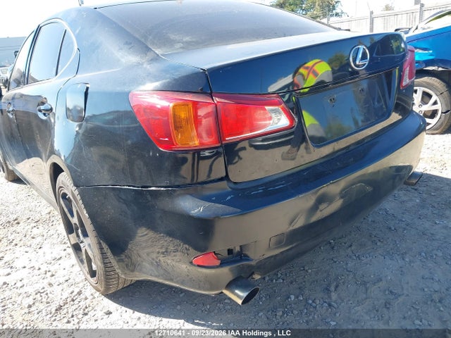 12710641 :رقم المزاد ، JTHCF5C22A5041240 vin ، 2010 Lexus Is 250 مزاد بيع