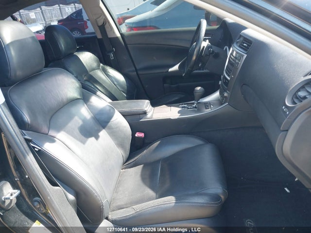 12710641 :رقم المزاد ، JTHCF5C22A5041240 vin ، 2010 Lexus Is 250 مزاد بيع