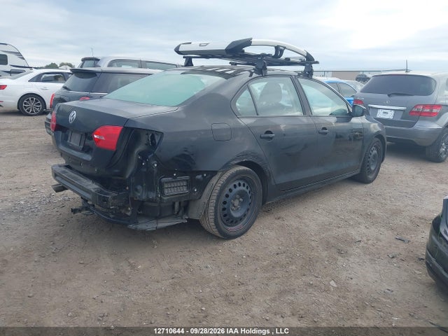 2013 Volkswagen Jetta S მანქანა იყიდება აუქციონზე, vin: 3VW2K7AJ4DM284140, აუქციონის ნომერი: 12710644