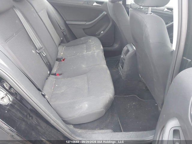 2013 Volkswagen Jetta S მანქანა იყიდება აუქციონზე, vin: 3VW2K7AJ4DM284140, აუქციონის ნომერი: 12710644