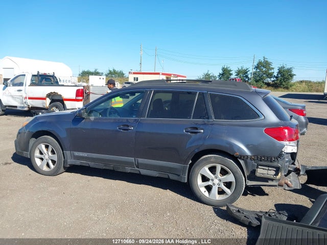 12710660 :رقم المزاد ، 4S4BRGDC0E1245390 vin ، 2014 Subaru Outback 2.5i Premium مزاد بيع