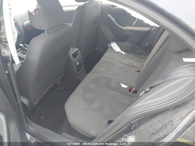 3VW2K7AJ3FM204586 Volkswagen Jetta 2.0l Trendline/2.0l Trendline+