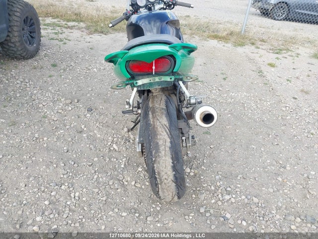2001 Kawasaki Zx600 J1 მანქანა იყიდება აუქციონზე, vin: JKAZX4J171A035819, აუქციონის ნომერი: 12710680