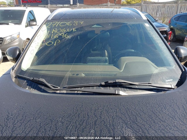 12710687 :رقم المزاد ، 5N1AT3BB2MC811696 vin ، 2021 Nissan Rogue Sv مزاد بيع