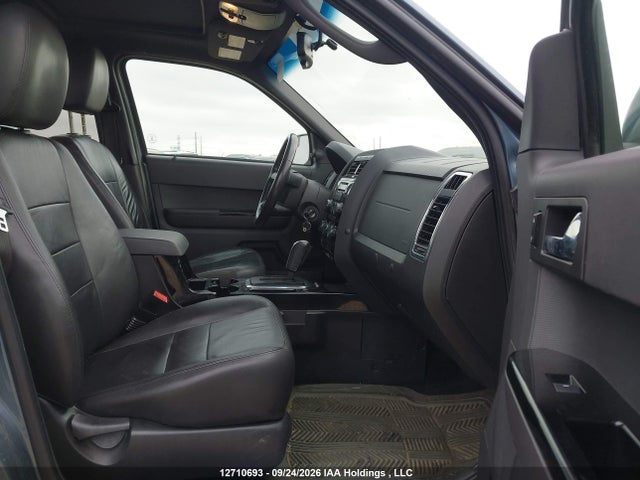 Продажа на аукционе авто 2010 Ford Escape Limited, vin: 1FMCU9EG0AKB73238, номер лота: 12710693