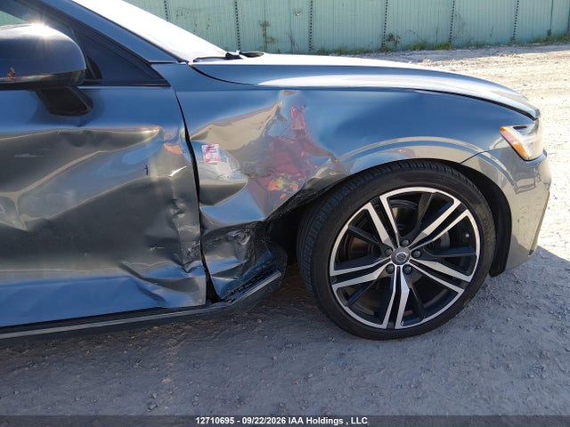 Aukcja sprzedaży 2021 Volvo S60 T5 R-design, vin: 7JR102TM7MG119547, numer aukcji: 12710695