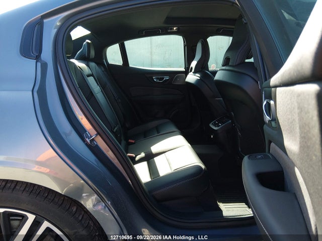 Aukcja sprzedaży 2021 Volvo S60 T5 R-design, vin: 7JR102TM7MG119547, numer aukcji: 12710695