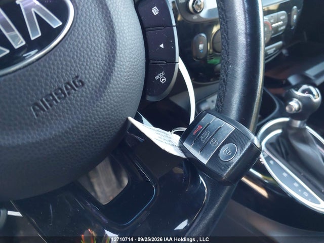 Продажа на аукционе авто 2015 Kia Soul Sx/sx Luxury, vin: KNDJX3A59F7156758, номер лота: 12710714