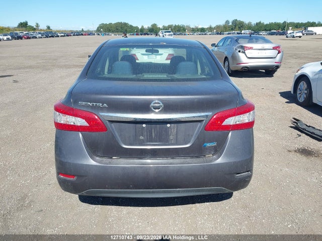 2014 Nissan Sentra S/sv/sr/sl მანქანა იყიდება აუქციონზე, vin: 3N1AB7AP5EL674211, აუქციონის ნომერი: 12710743