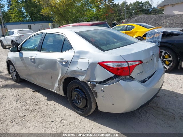 12710792 :رقم المزاد ، 2T1BURHE7FC328211 vin ، 2015 Toyota Corolla Le مزاد بيع