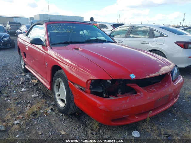 1996 Ford Mustang Convertible მანქანა იყიდება აუქციონზე, vin: 1FALP4448TF182485, აუქციონის ნომერი: 12710797