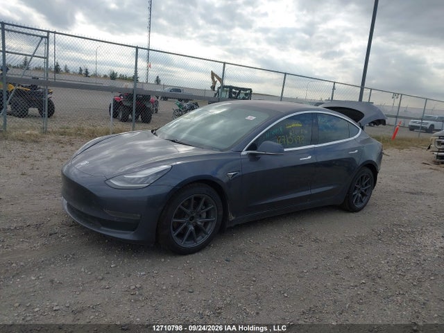 2018 Tesla Model 3 Long Range/performance მანქანა იყიდება აუქციონზე, vin: 5YJ3E1EB7JF107676, აუქციონის ნომერი: 12710798