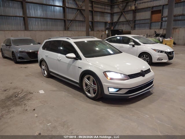 Aukcja sprzedaży 2017 Volkswagen Golf Alltrack 1.8 Tsi, vin: 3VWH17AU8HM507065, numer aukcji: 12710815