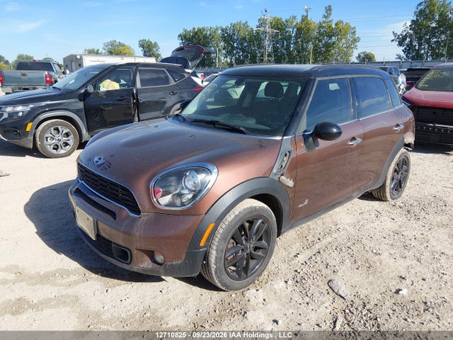 Mini Countryman Cooper S 2014 WMWZC5C55EWP39871 Image 2