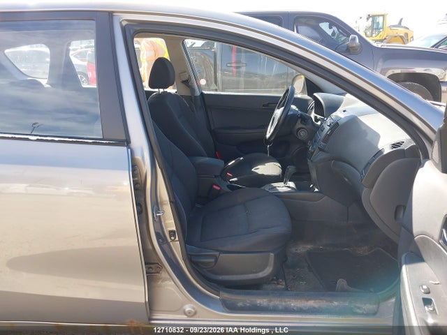 2011 Hyundai Elantra მანქანა იყიდება აუქციონზე, vin: KMHDC8AE7BU103876, აუქციონის ნომერი: 12710832